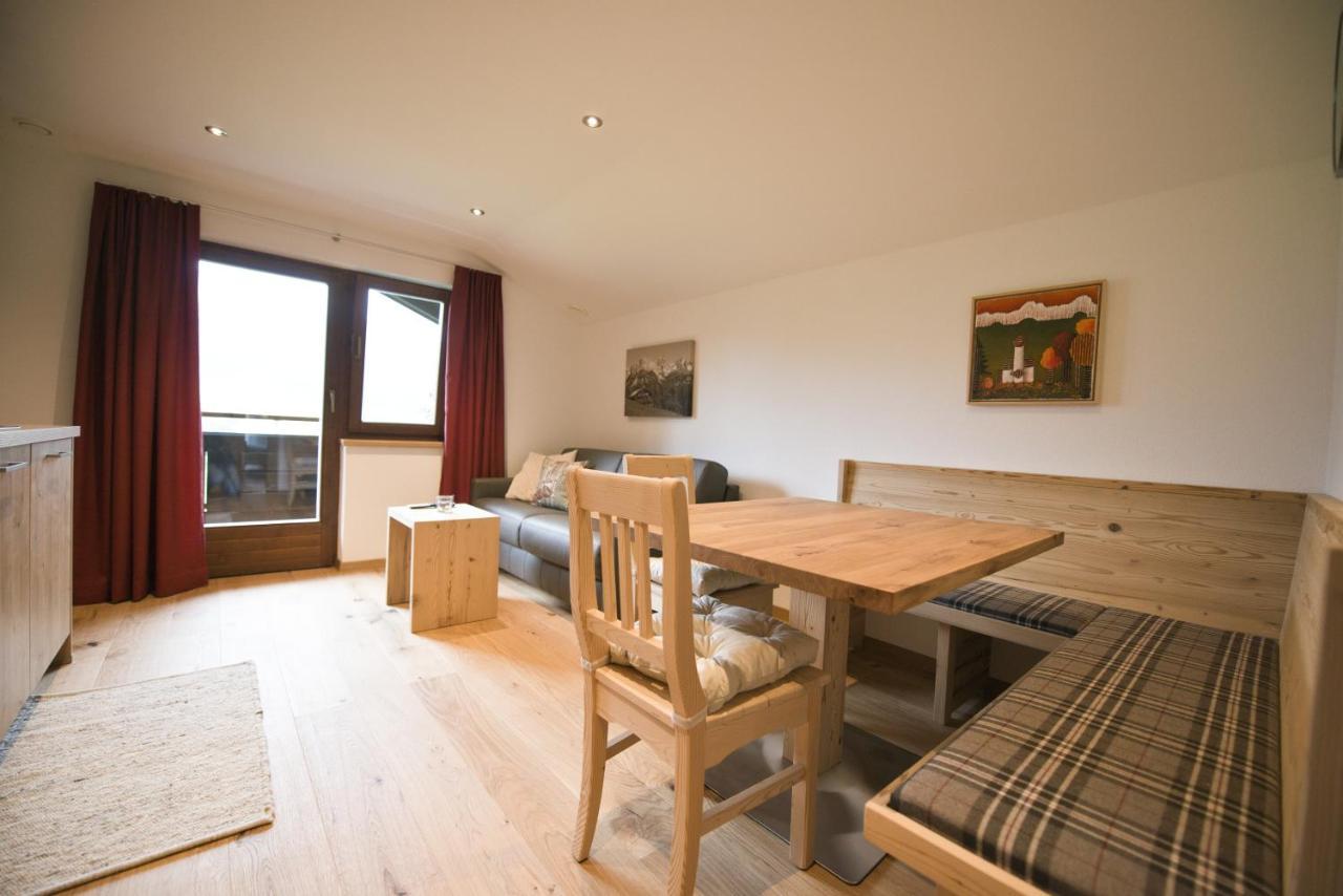 Haus Sonnwend Apartment Елмау Стая снимка