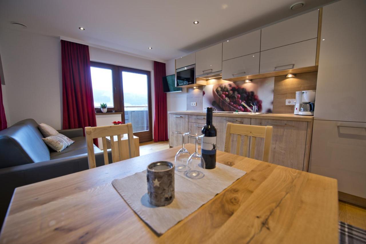 Haus Sonnwend Apartment Елмау Стая снимка